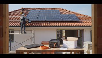 Kit panneau solaire prise 220V Lidl : prix et avis 2026